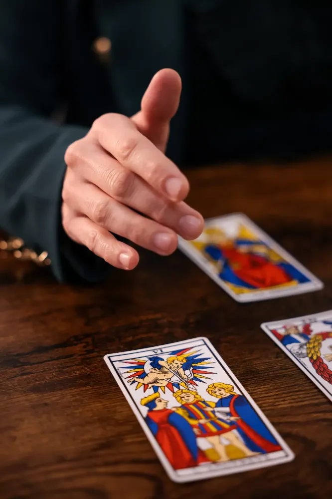 tarot à Peillon